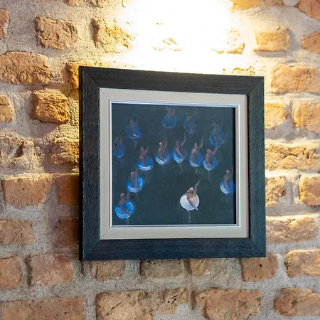 Yasemin Sanat Ve Kultur Hotel *